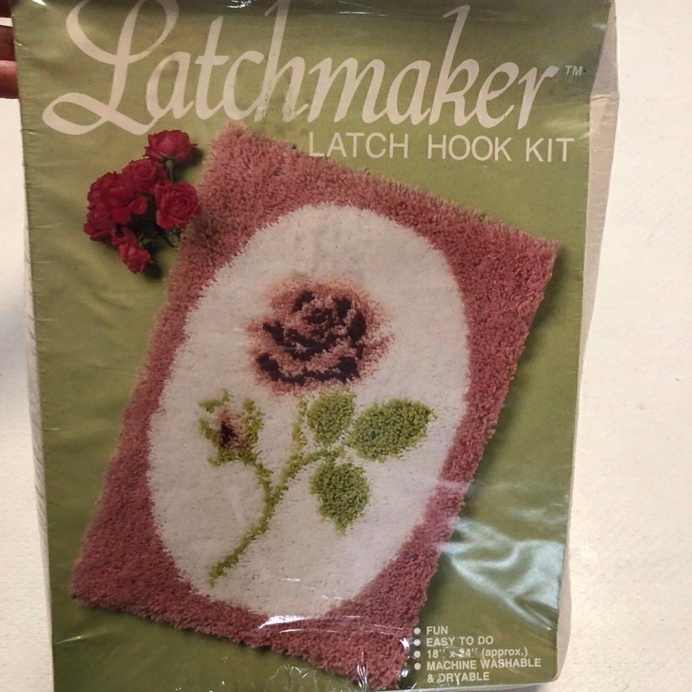 Latchmaker Hook Kit Rose Mat 18 x 24 - Picture 1 of 5